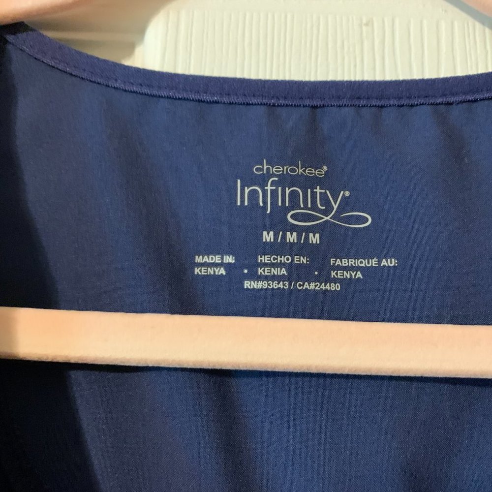Cherokee Infinity Scrub Top - Picture 3 of 7